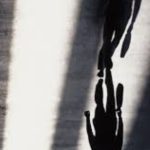 ظِلٌّ من الماضي