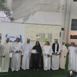 ملحة العبدالله توقع أعمالها المسرحية الكاملة بأدبي الطائف ضمن برنامجه (رق منشور )