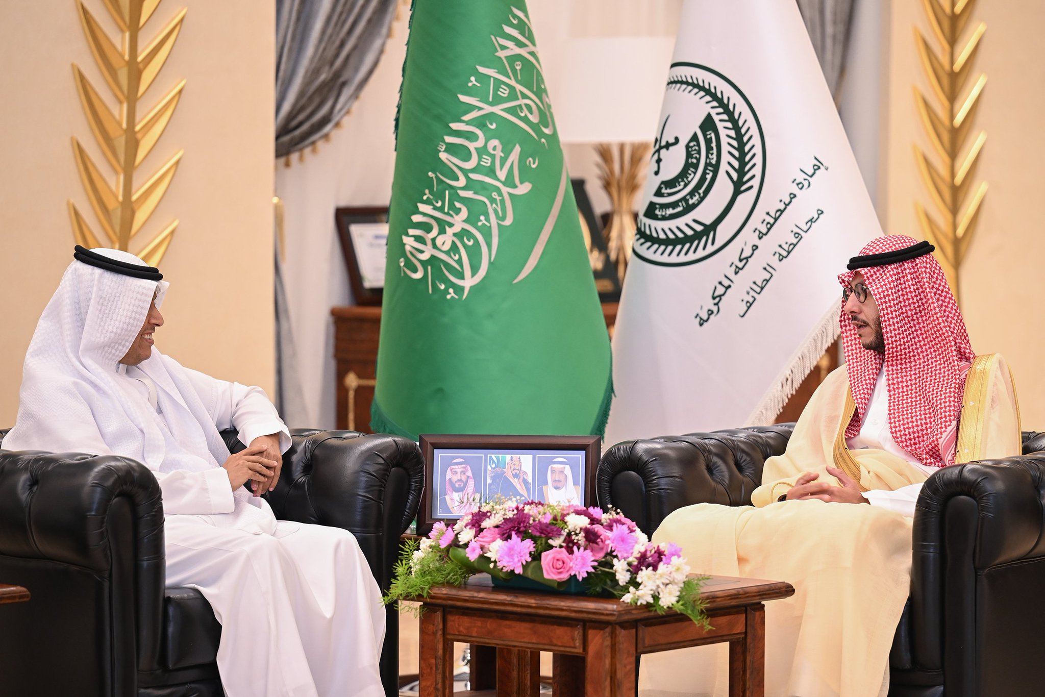 الأمير سعود بن نهار يستقبل رئيس النادي الأدبي بالطائف