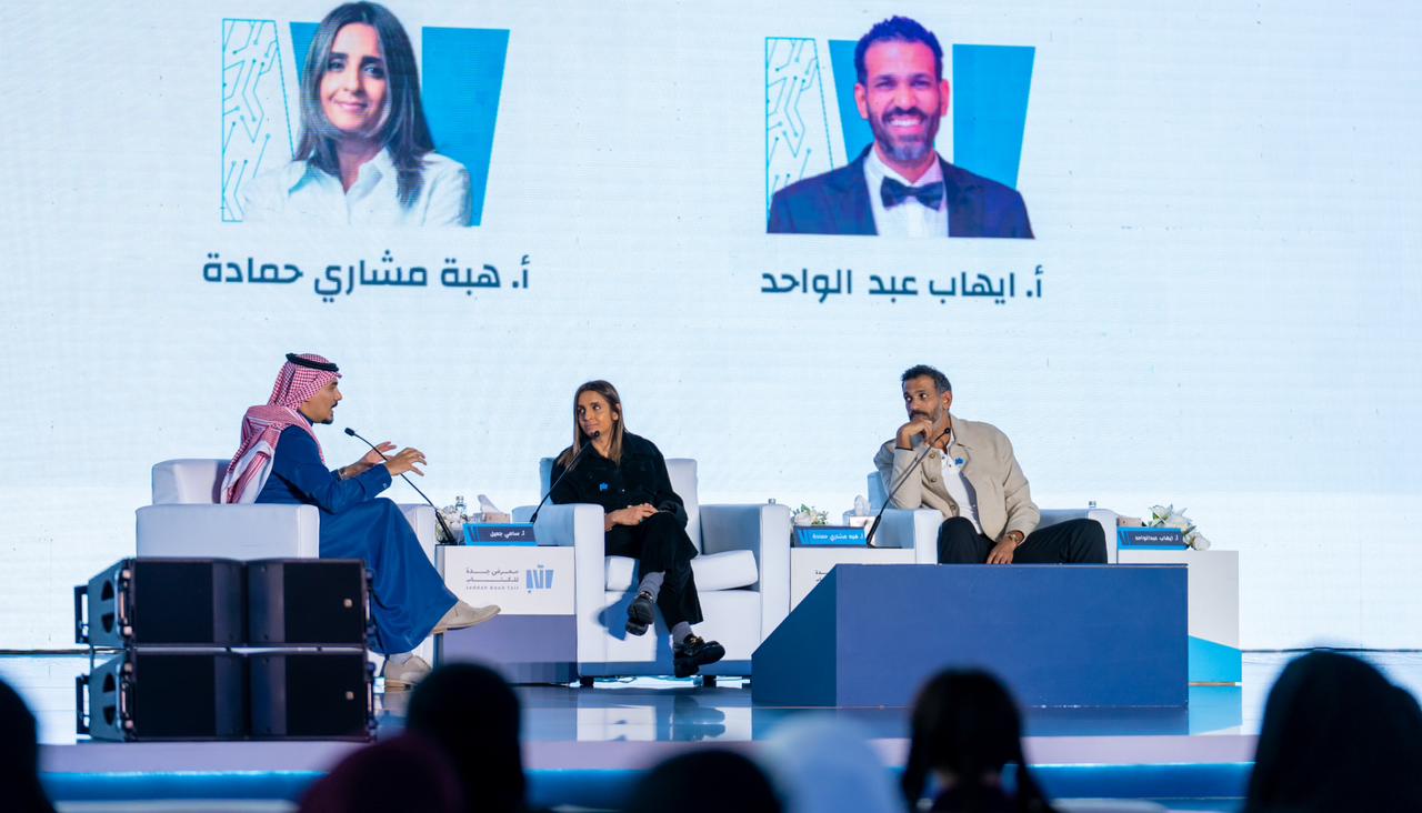 هبة حمادة: رؤية 2030 نهضت بـ”الفصحى” عبر برامجها الثقافية متخصصون يناقشون قضايا “المسرح الغنائي” في معرض جدة للكتاب