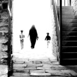 هناك في بقعة ضوء