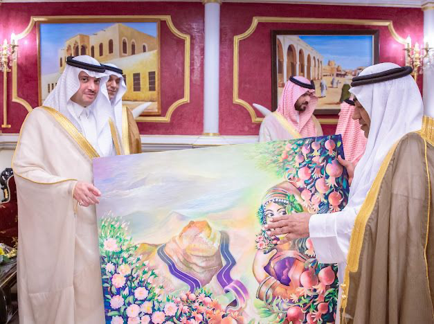 عام الحرفة 2025.. أحمد بن عبدالله العبد النبي تجربة تشكيلية حرفية مبدعة