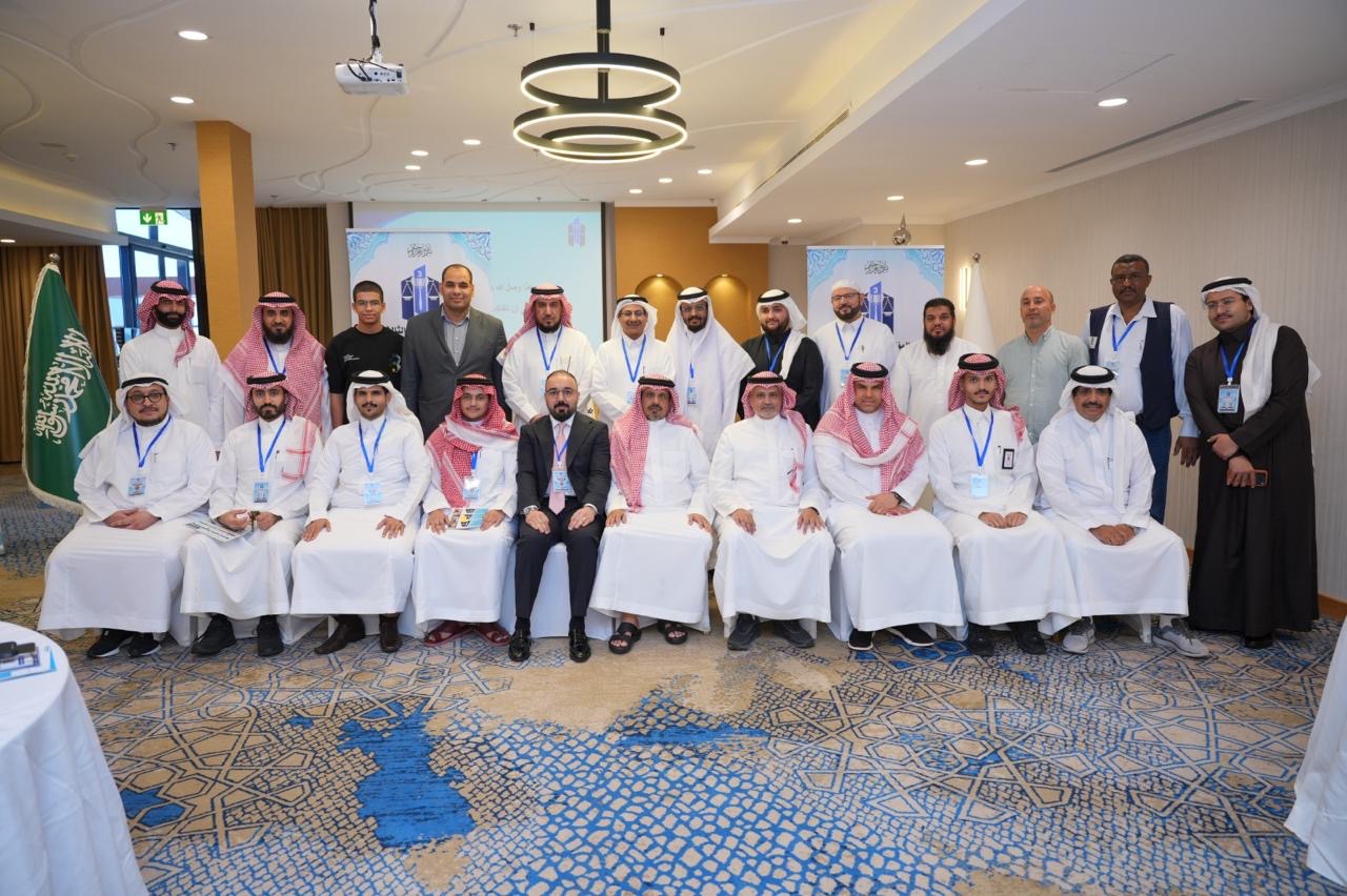 معرض الملصقات العلمية يثري المؤتمر الدولي للدراسات القانونية والشرعية